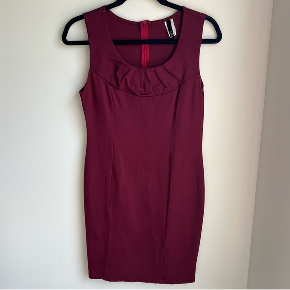 Garnet Pleated Ruched Mini Cocktail Dress - Picture 2 of 10